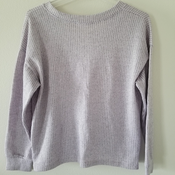 Nordstrom Lush V-Neck Twist Pullover Sweater - Picture 4 of 4